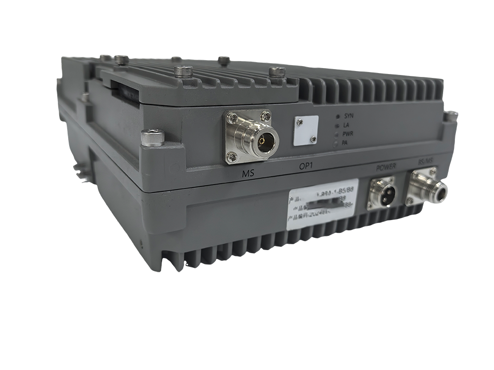  尚义三频手机信号接收器2000㎡